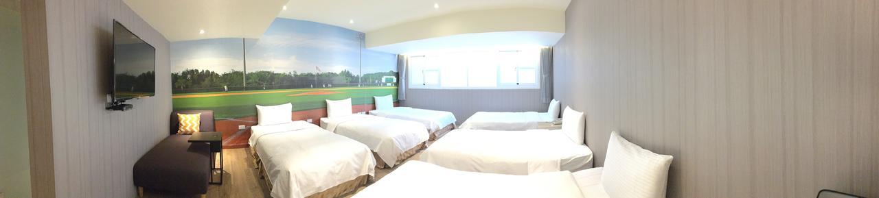 La Hotel-Baseball Theme Hall Kaohsiung Dış mekan fotoğraf
