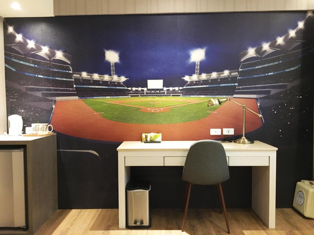 La Hotel-Baseball Theme Hall Kaohsiung Dış mekan fotoğraf