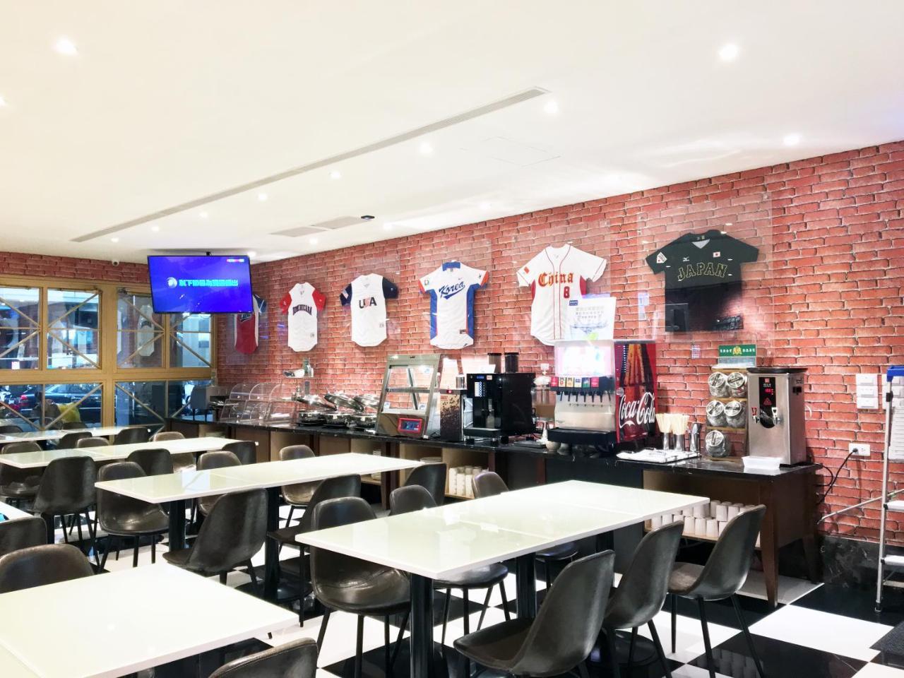 La Hotel-Baseball Theme Hall Kaohsiung Dış mekan fotoğraf