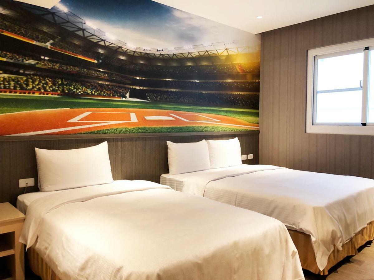 La Hotel-Baseball Theme Hall Kaohsiung Dış mekan fotoğraf